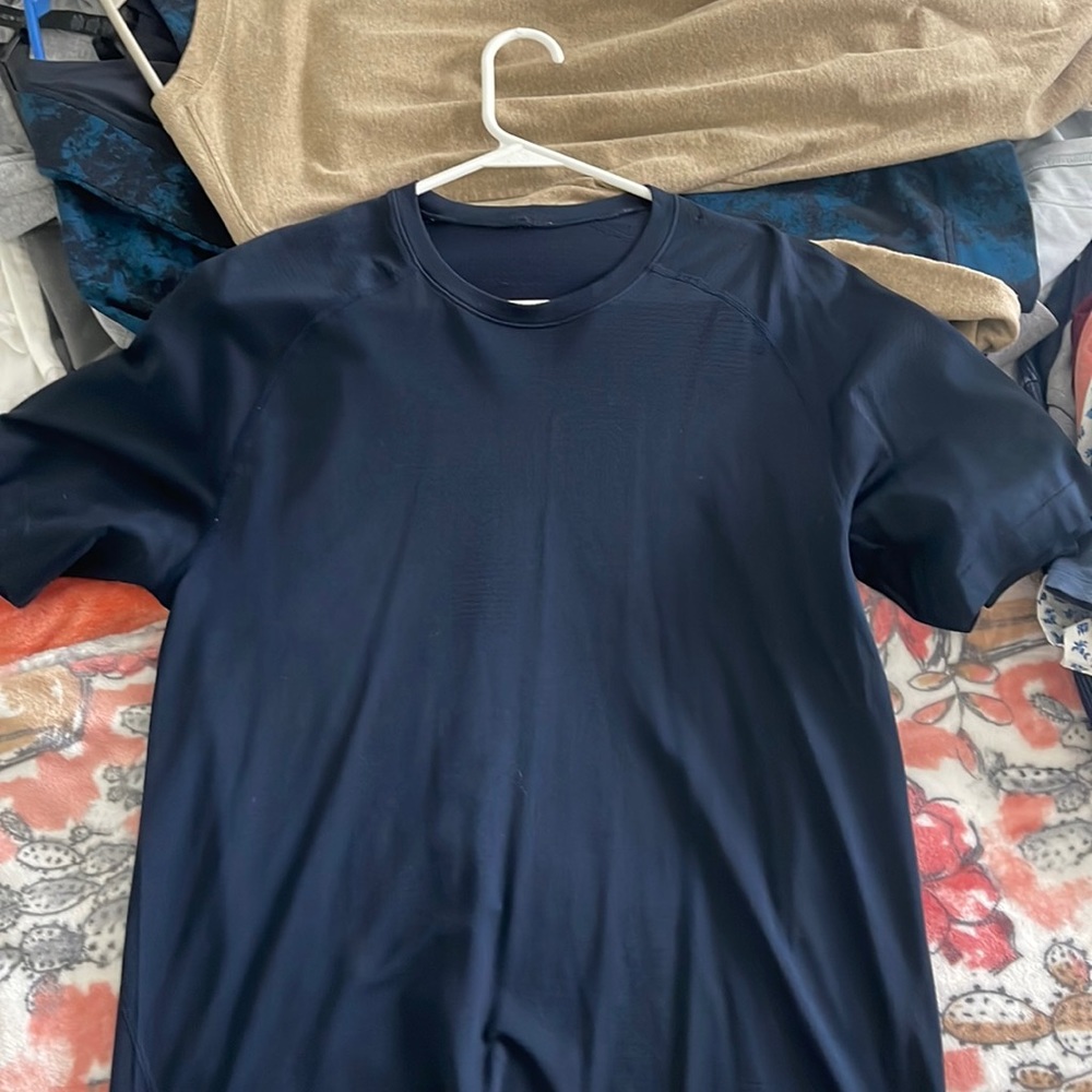 Lululemon shirt
